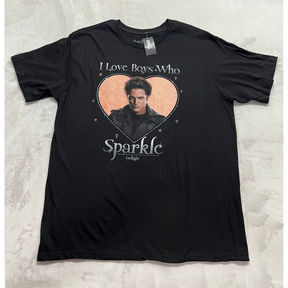 Spencers Other - Twilight Saga T-Shirt Men XL Black I Love Boys Who Sparkle Edward Cullen Vampire